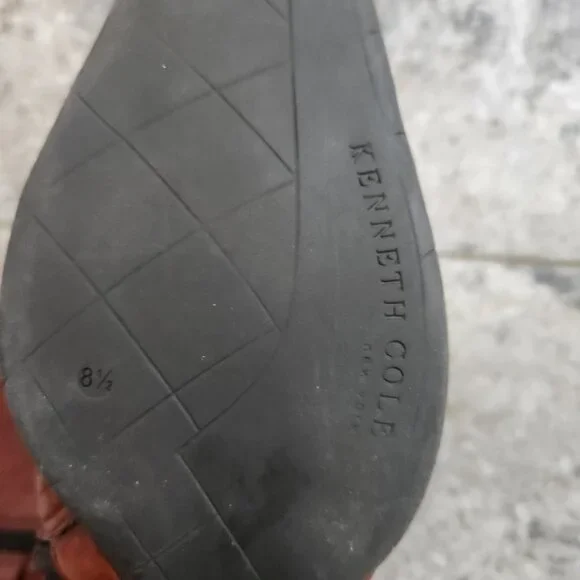 Kenneth Cole Leather Brown Boots, Size 8.5 - Picture 5 of 7